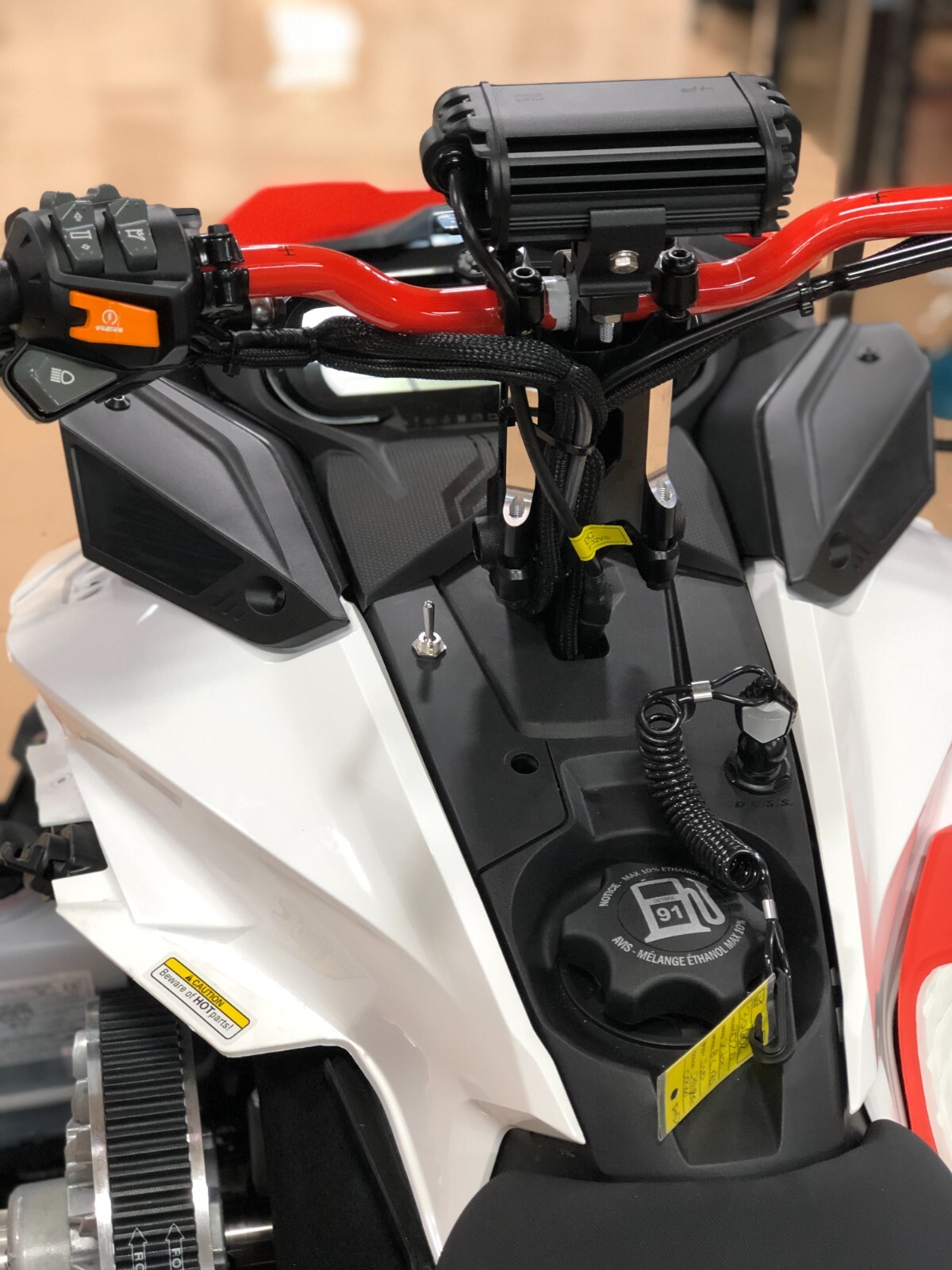 POLARIS SNOWMOBILE UNIVERSAL LED Auxiliary Light Bar w/Mount and Harness