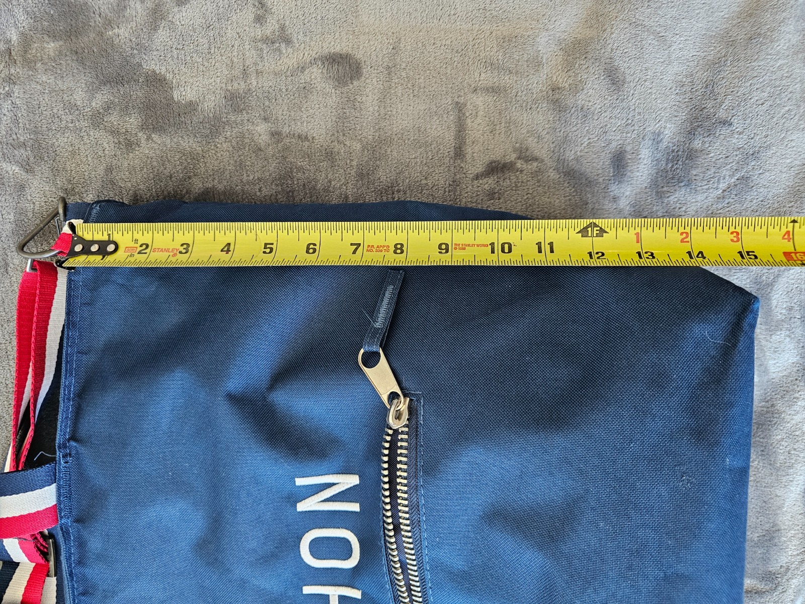 Erewhon Insulated Cooler Shopping Grocery Tote Bag Blue Red White Blue Strap