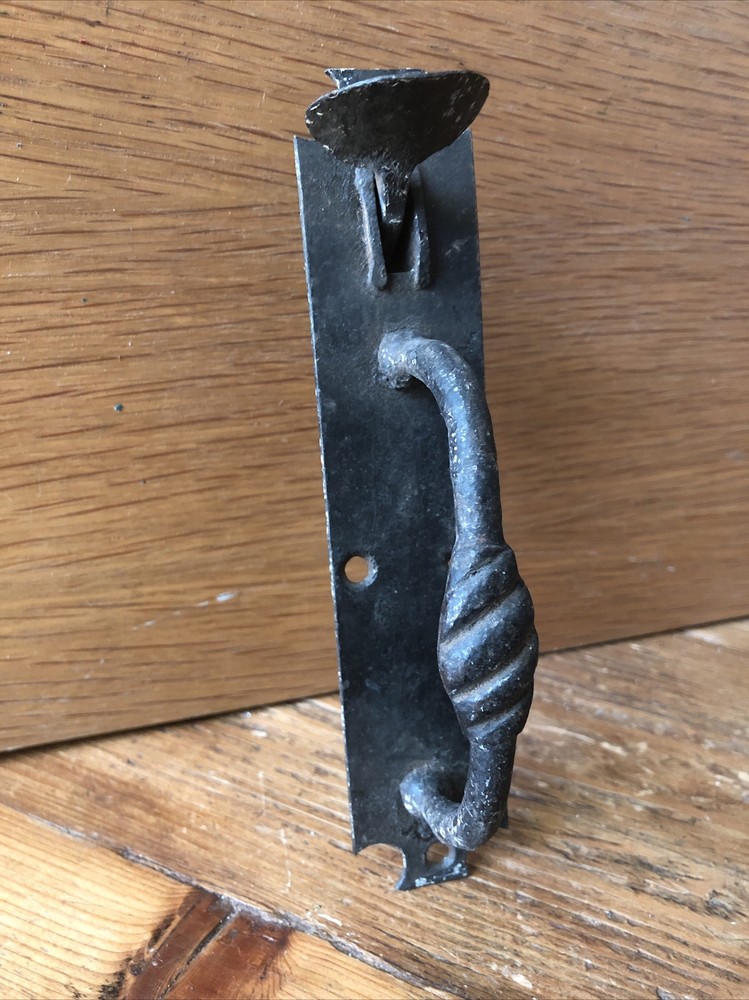 Pre 1800 metal door pull handle single piece decorative With Thumb Release