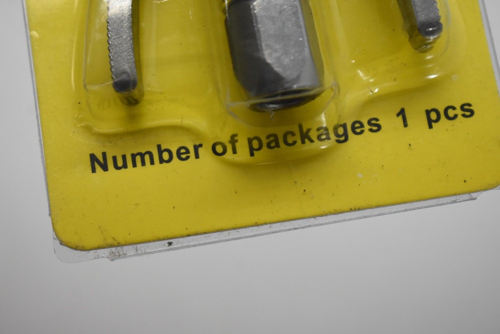 Double Handle Grease Gun Coupler 10000 PSI Locking Silver Nozzle