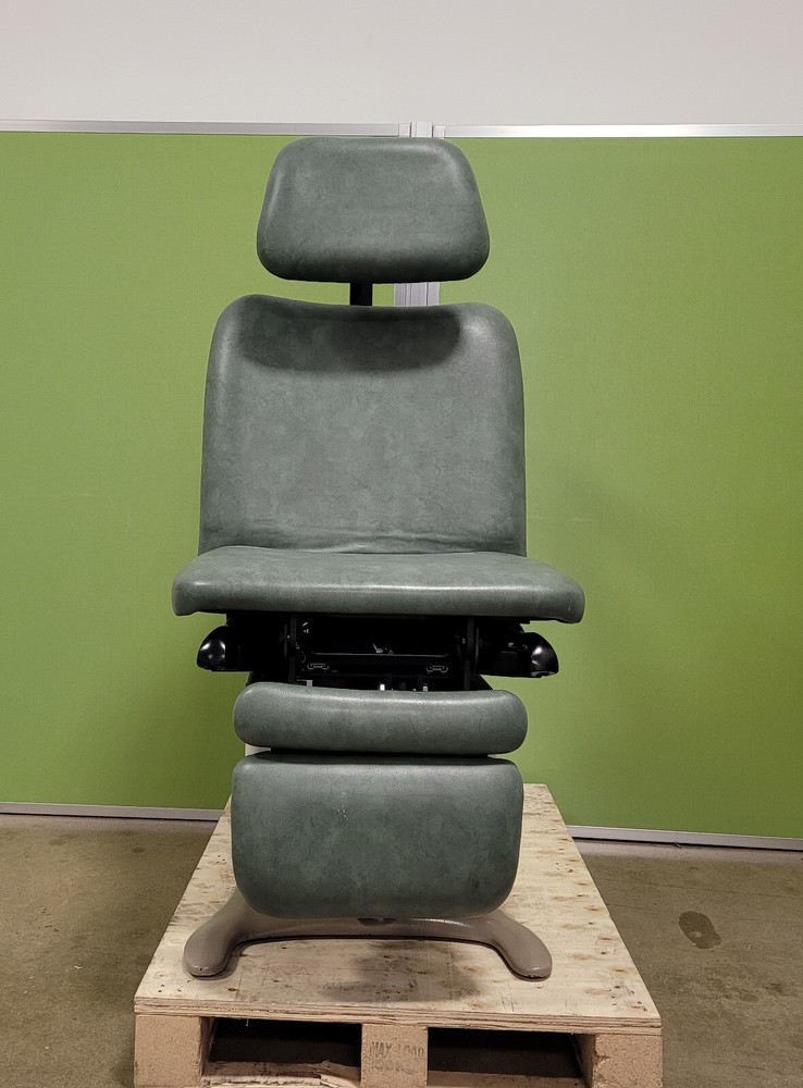 Ritter 230 Procedure Chair