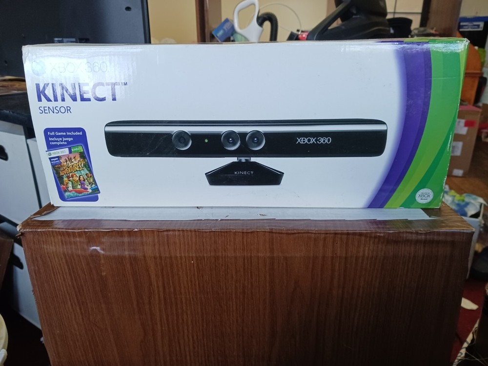 NEW Microsoft Xbox 360 Kinect Sensor Sealed With KINECT ADVENTURES