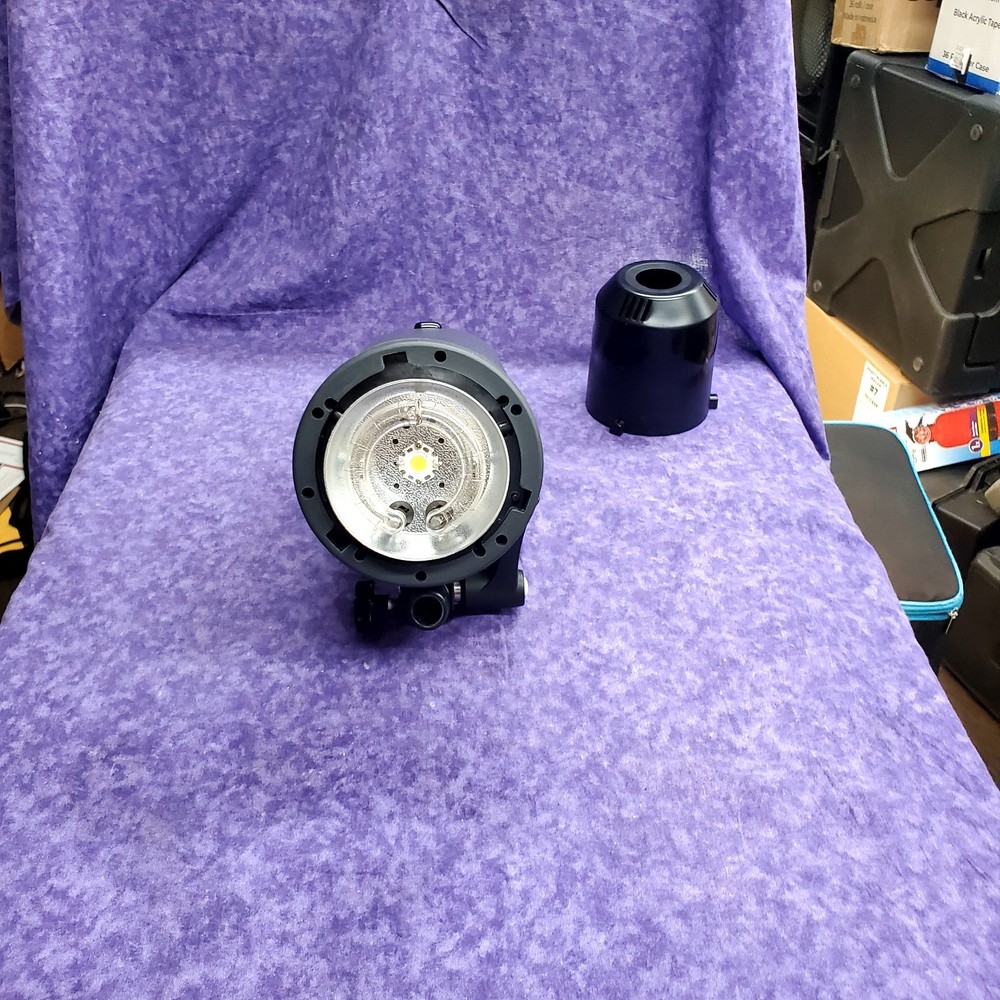 💥GOOD💥FLASHPOINT RL-600B LIGHT w/ CASE - CHARGER & BATTERY💥FULLY TESTED💥