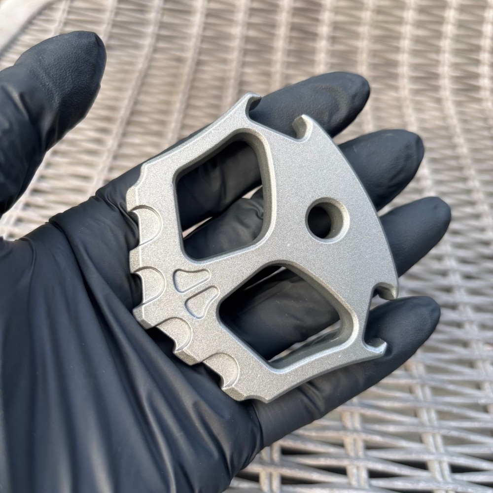 Fidget Knuckle Bottle Opener Metal Multifunctional Toys