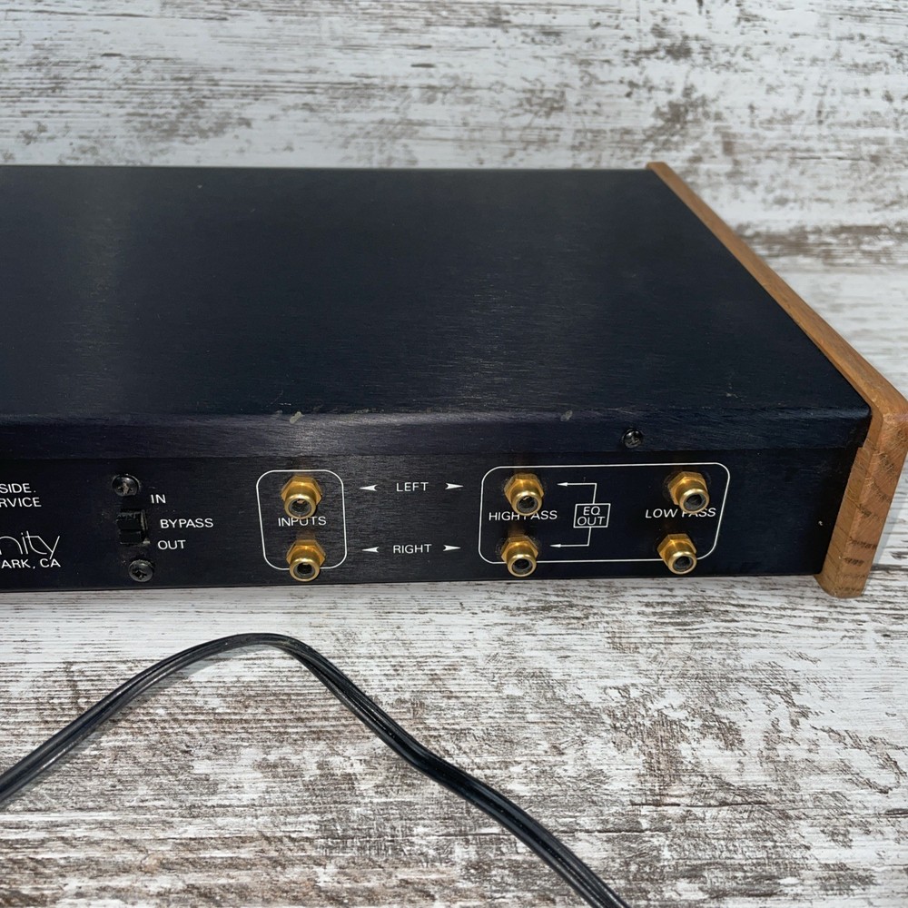 Infinity RS Crossover / Equalizer with Wood Sides for Reference Standard