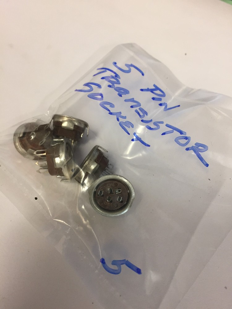 5 PIN TRANSISTOR SOCKET  5 PCS  NEW