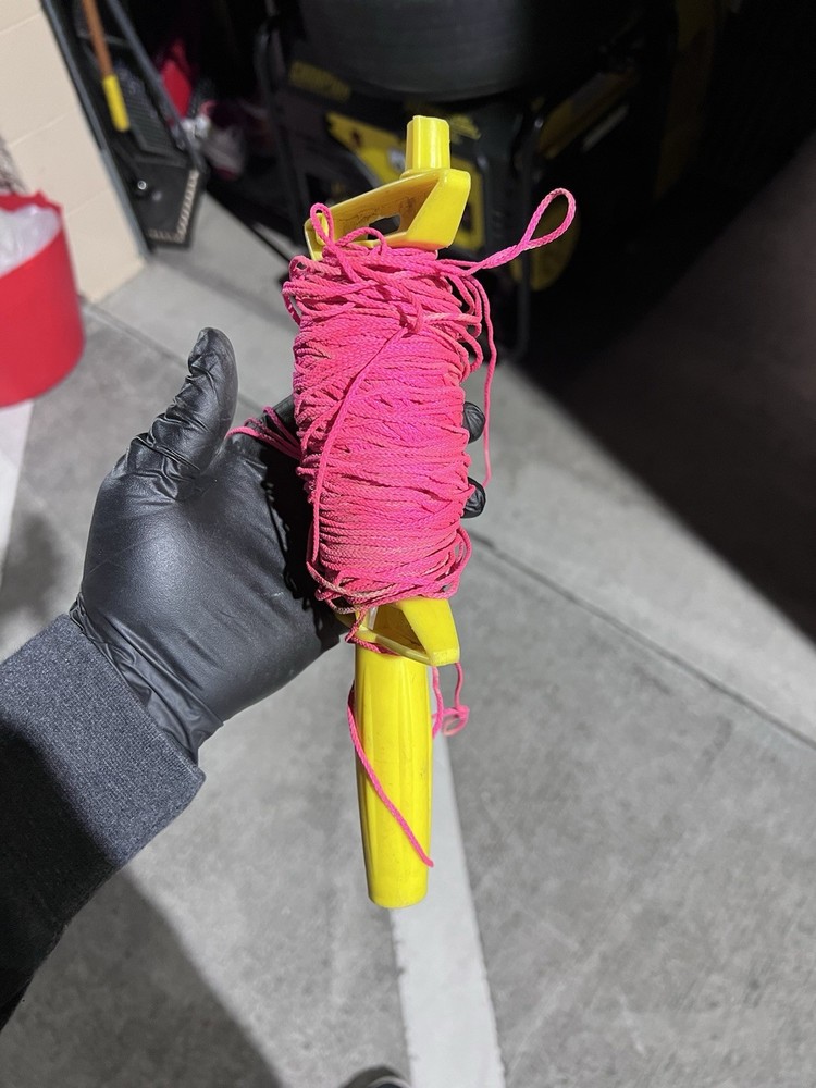 PRO STRINGLINER w/PINK STRING/CONSTRUCTION LINE USED