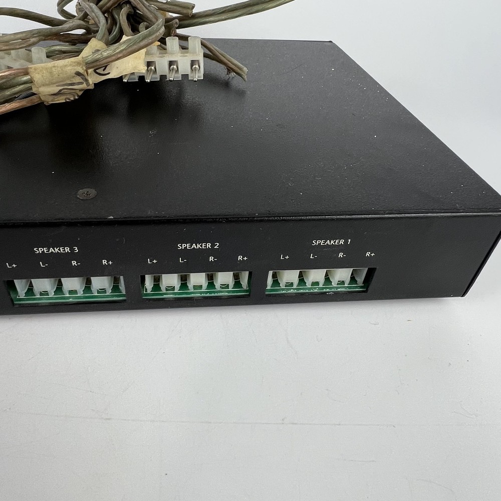 Niles SVL-6 6-Zone Speaker Selector Switch Volume Control System Untested