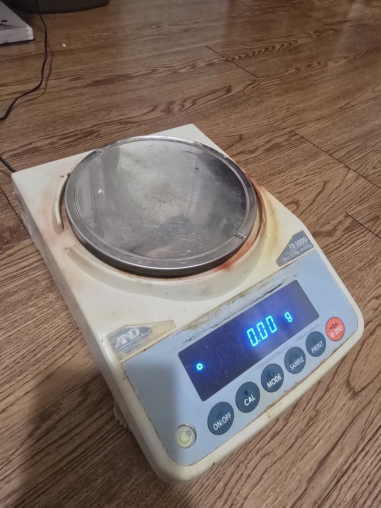 A&D FX-3000iN Precision Lab Balance, Compact Scale 3200g