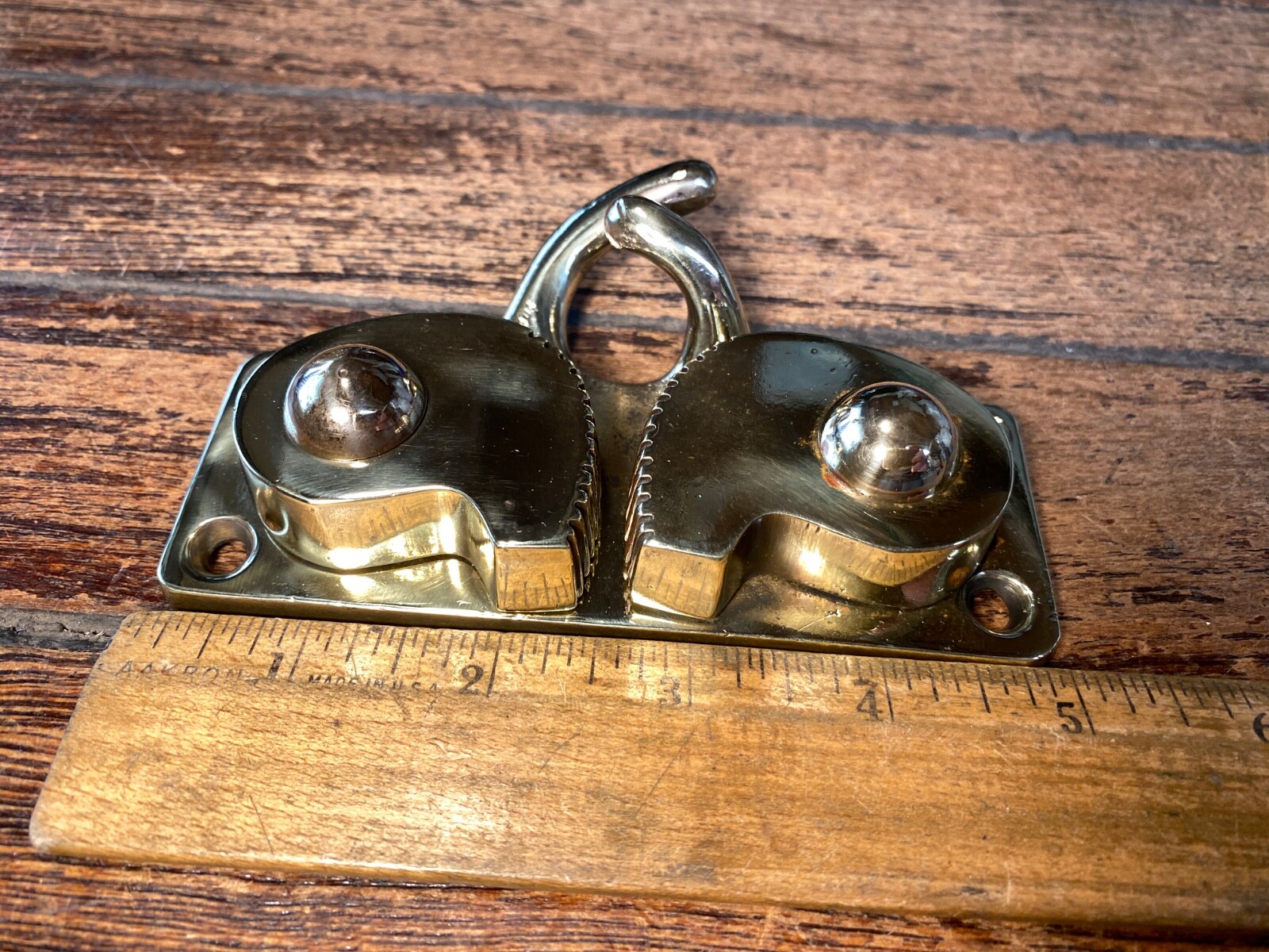 NEW OLD STOCK, VINTAGE BRONZE CAM CLEAT 5" WITH FAIRLEAD