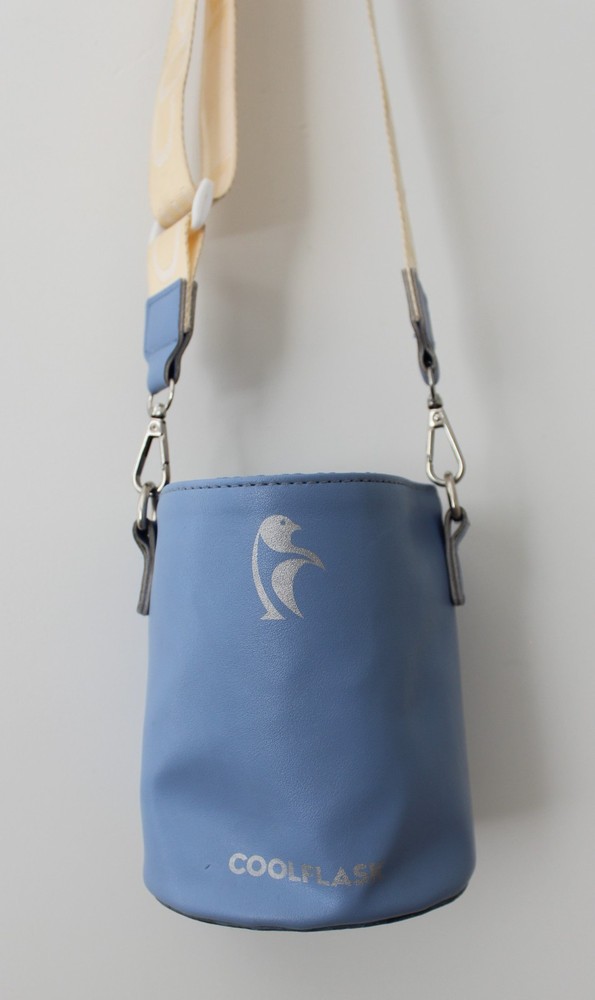 Coolflask Water Bottle Holder Adjustable Shoulder Strap Blue Pre-Owned