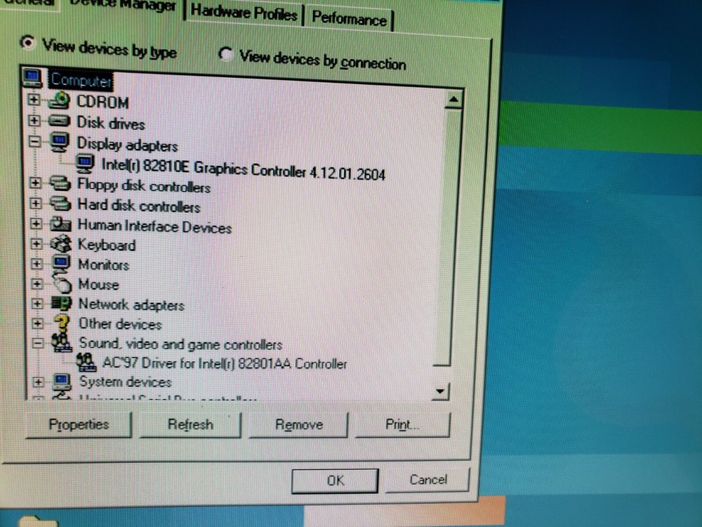 Gateway FLEXATX STC BRO ESSENTIAL 700c Intel 700MHz 384MB Win-Me Mini Desktop