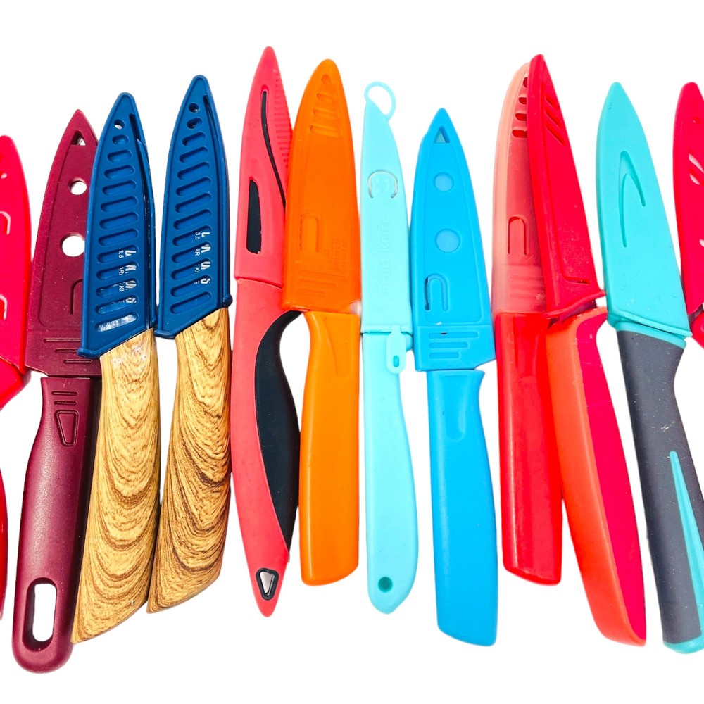 16 Pcs Assorted Multicolor Knife Set With Blade Guards