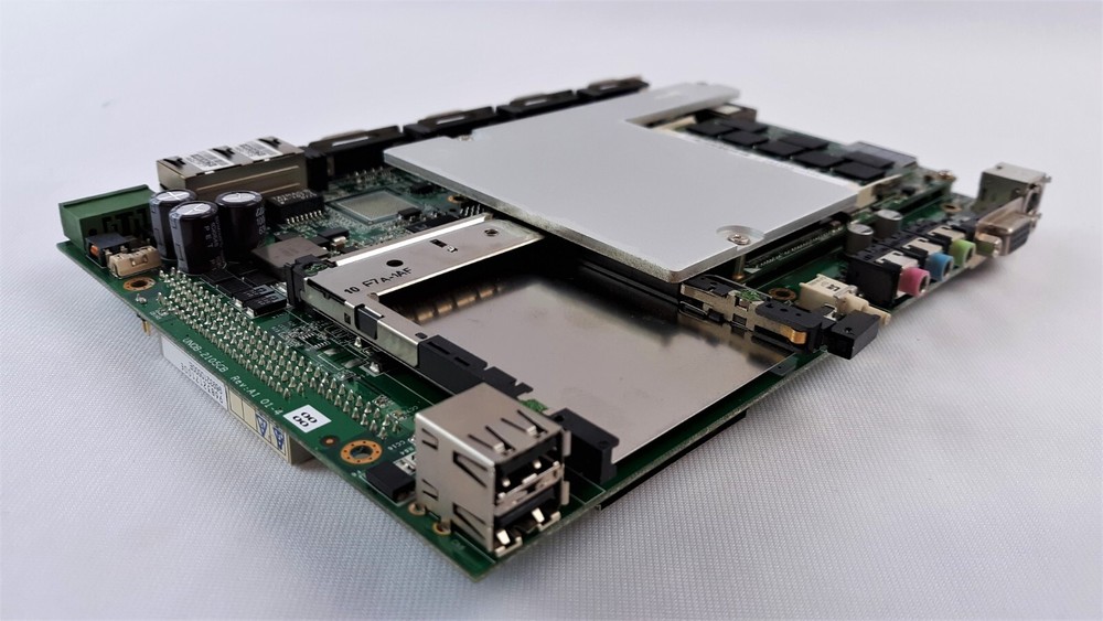Advantech UNOB-2105CB Carrier Board