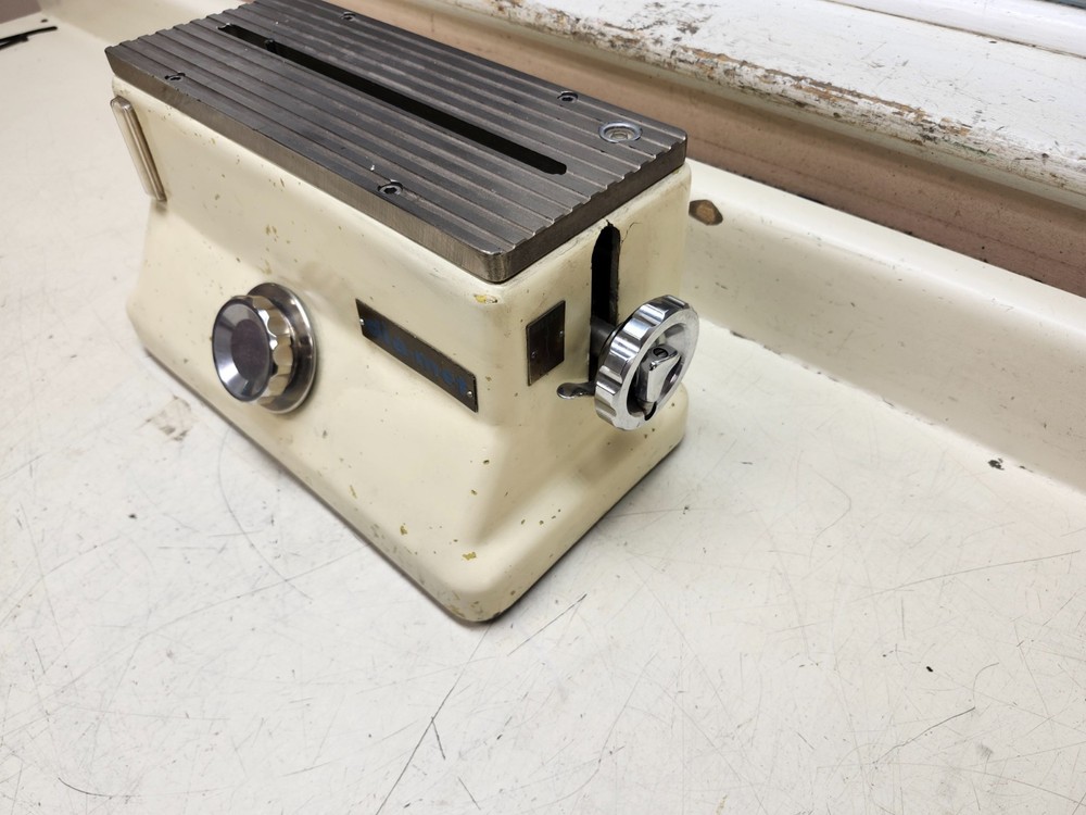 The Dia-Met Model A Bench-Top Inside Micrometer (Comparator) FREE SHIPPING