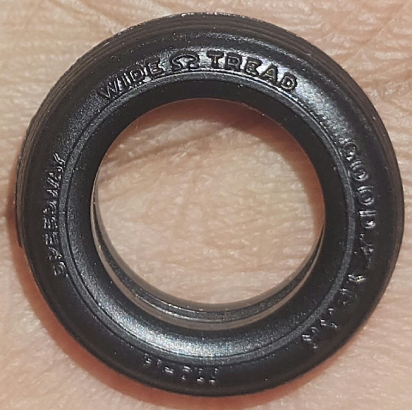 12Pcs Good Year Model Car Rubber Tire 1:43 Scale F70-14 Speedway Wide Tread