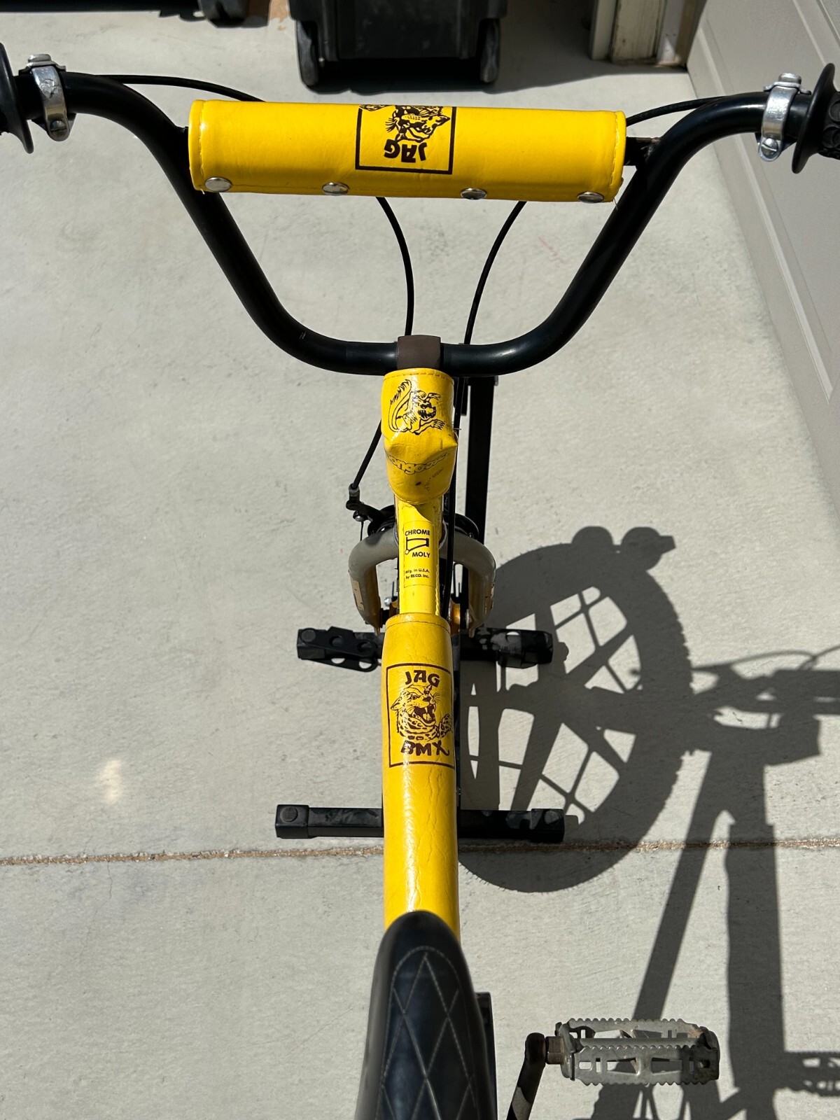 Old School BMX 1979 JAG Complete w/ OG Paint & Decals + Real Gold Motomags LOOK@