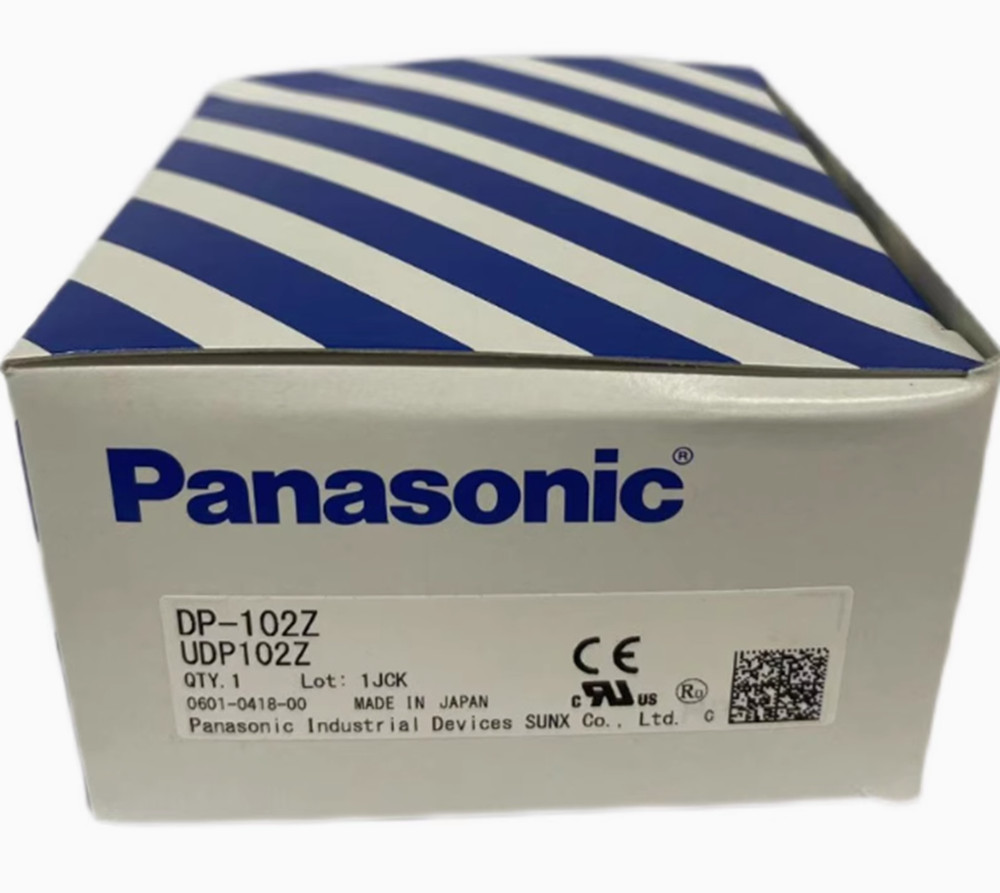 New In Box PANASONIC SUNX DP-102Z Pressure Sensor
