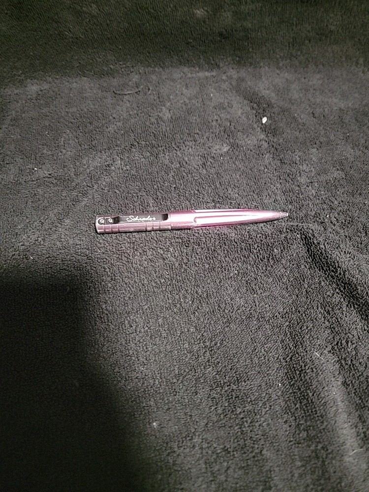 Schrade Tactical Defense Pen Pink