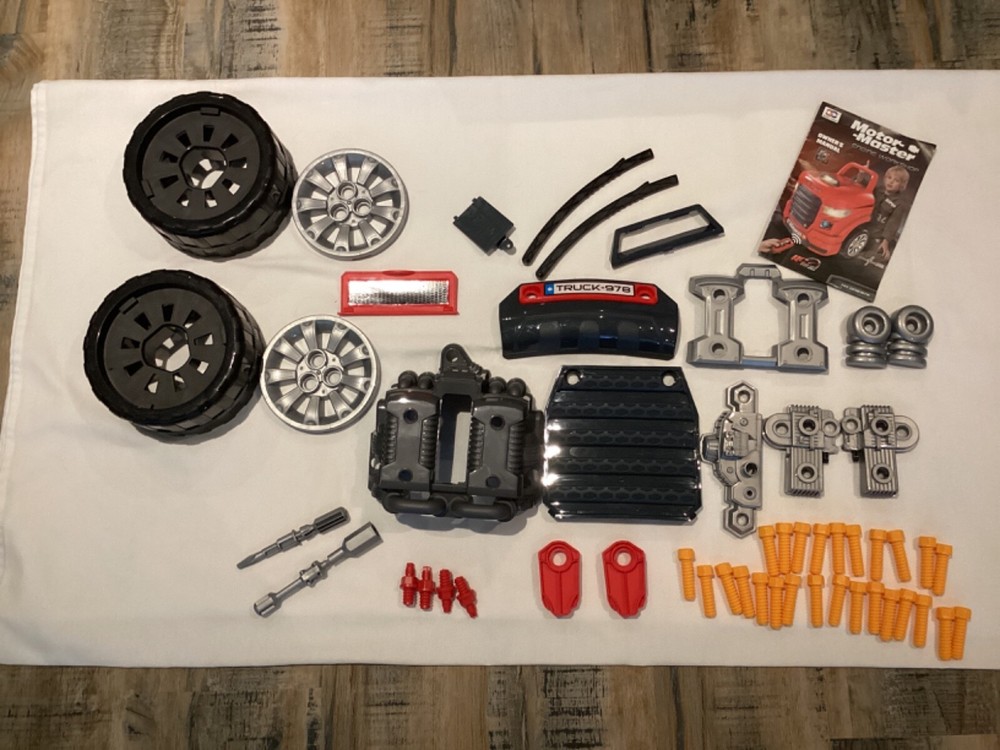 IPLAY ILEARN Motor Replacement Pieces Master Engine Workshop Toys