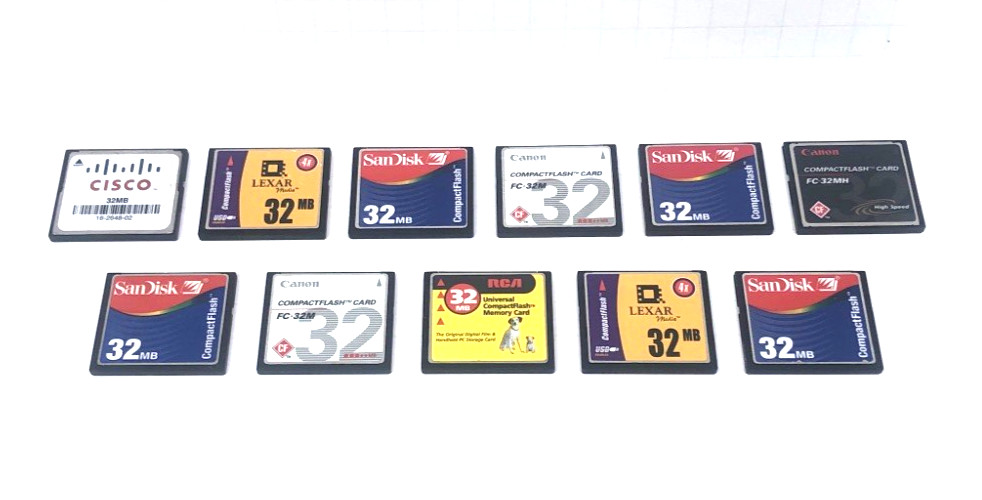 ELEVEN 32MB COMPACT FLASH MEMORY CARDS