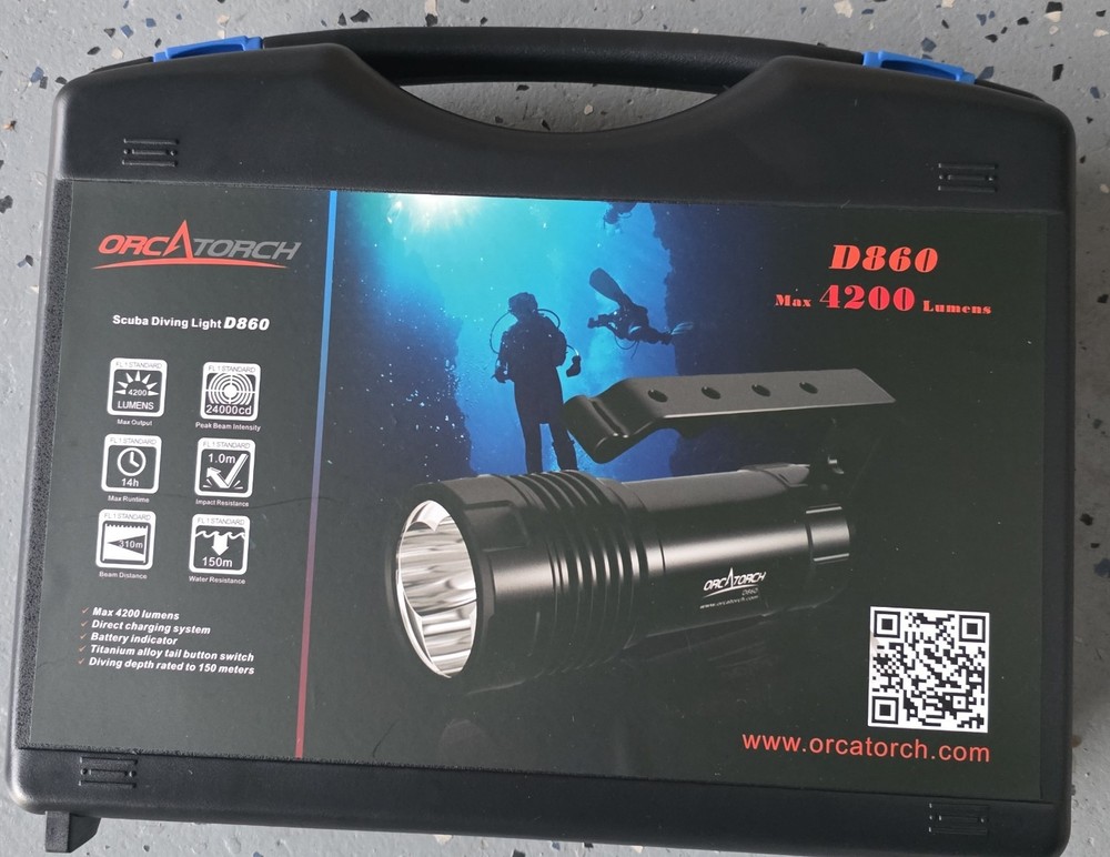 OrcaTorch D860 4200 Lumen High Performance Dive Light
