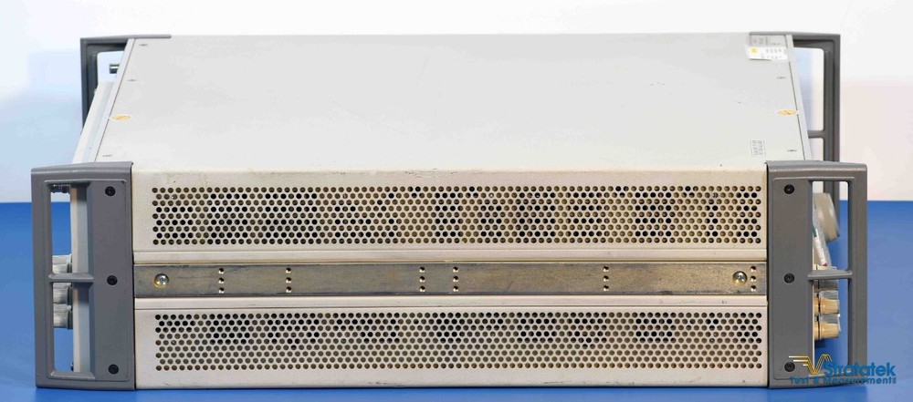 Fluke 5700A Multifunction Calibrator with Active Calibration by Fluke