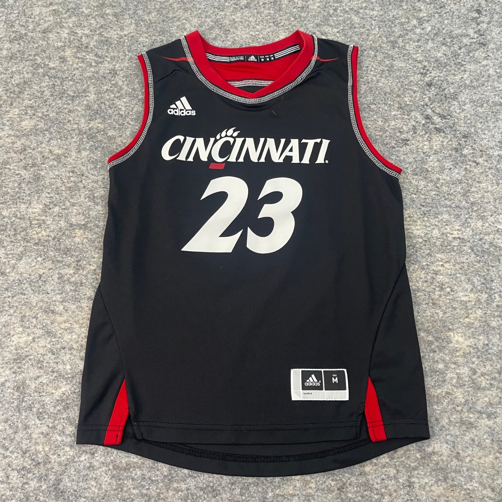 Adidas Cincinnati Bearcats Basketball Jersey #23 Black Youth Medium Kilpatrick