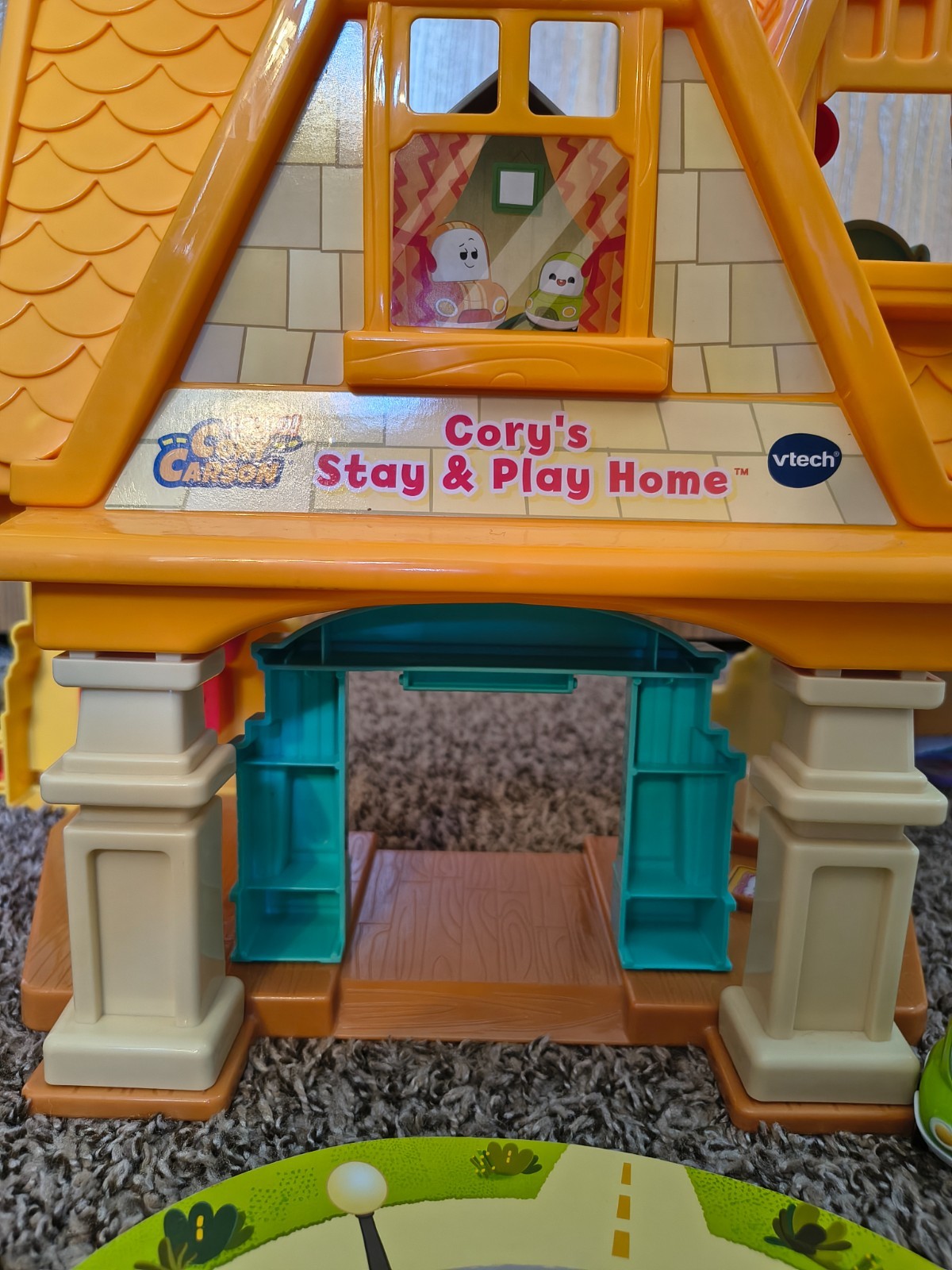 VTech Go! Cory Carson Cory’s Stay & Play Home Learning Toy Folding House Netflix