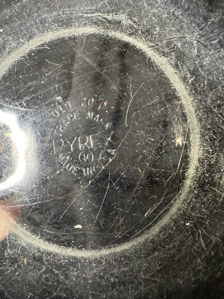 Vintage Pyrex Clear Bowl With Lid