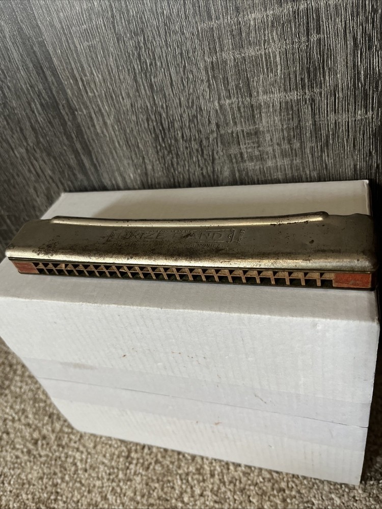 VINTAGE PRIZE BAND HARMONICA GERMANY