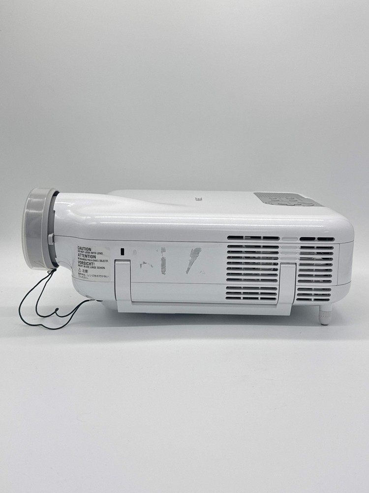 NEC LT245 Multimedia Projector Bundle - Low Lamp Hours