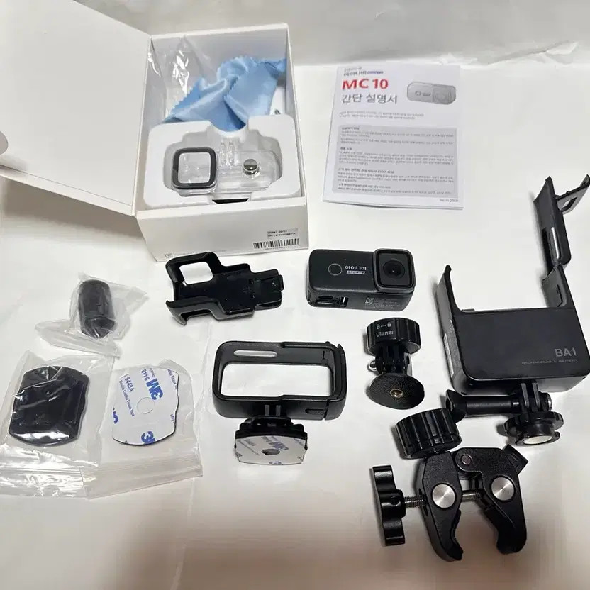 Inavi Action Camera Set Digital Camcorder with Accessories Official
