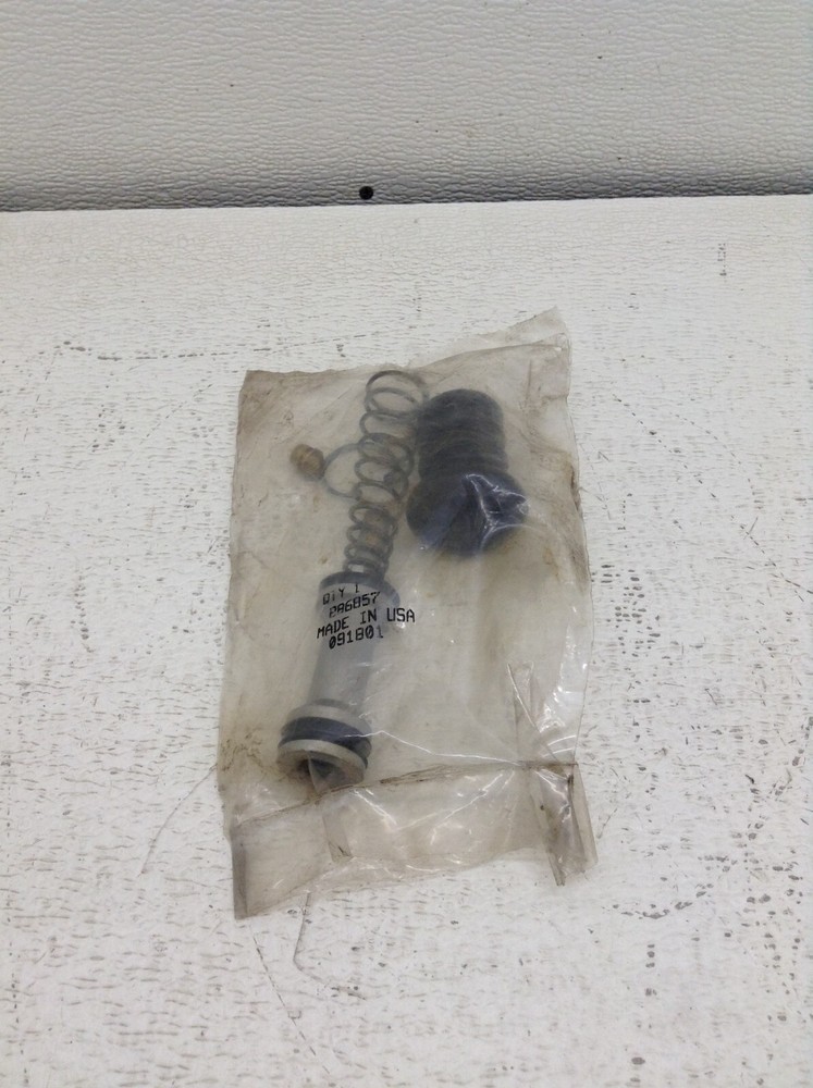 TE 886857 Steering Shaft New (TSC)