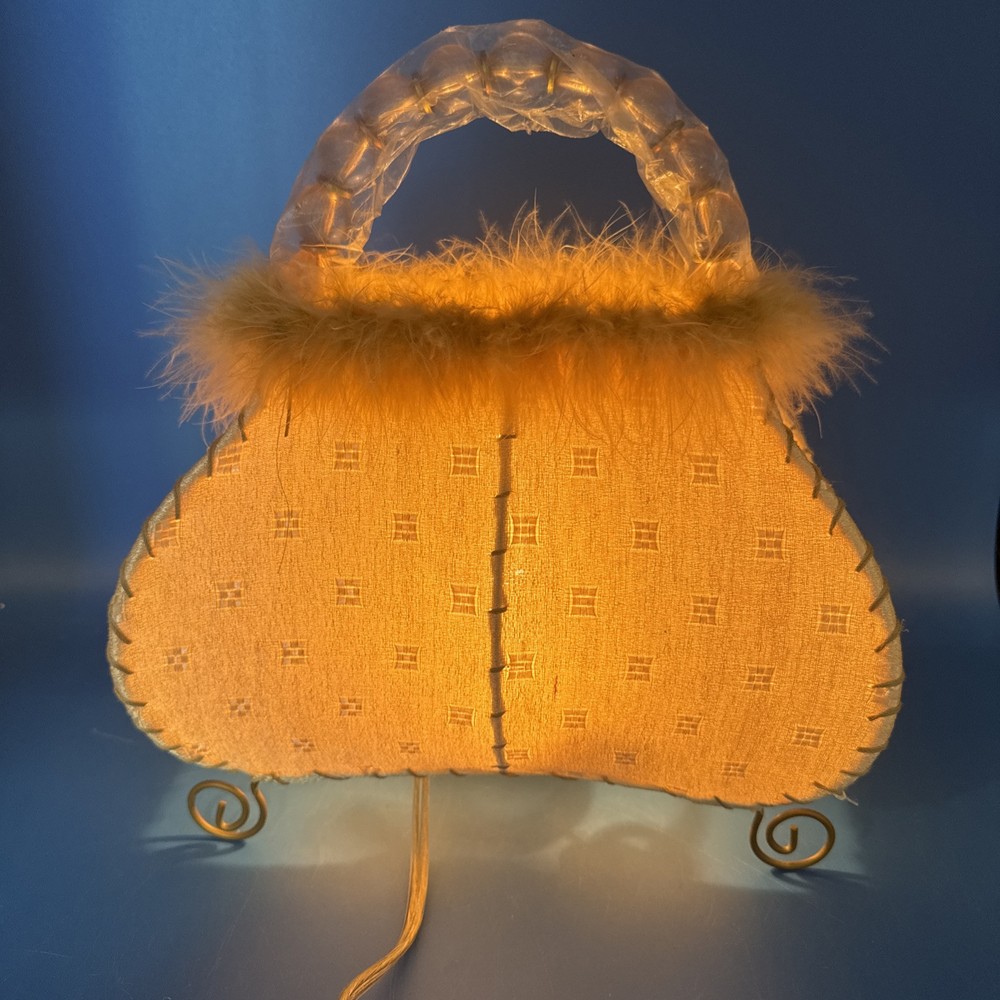 Womens Purse Shaped Table Lamp