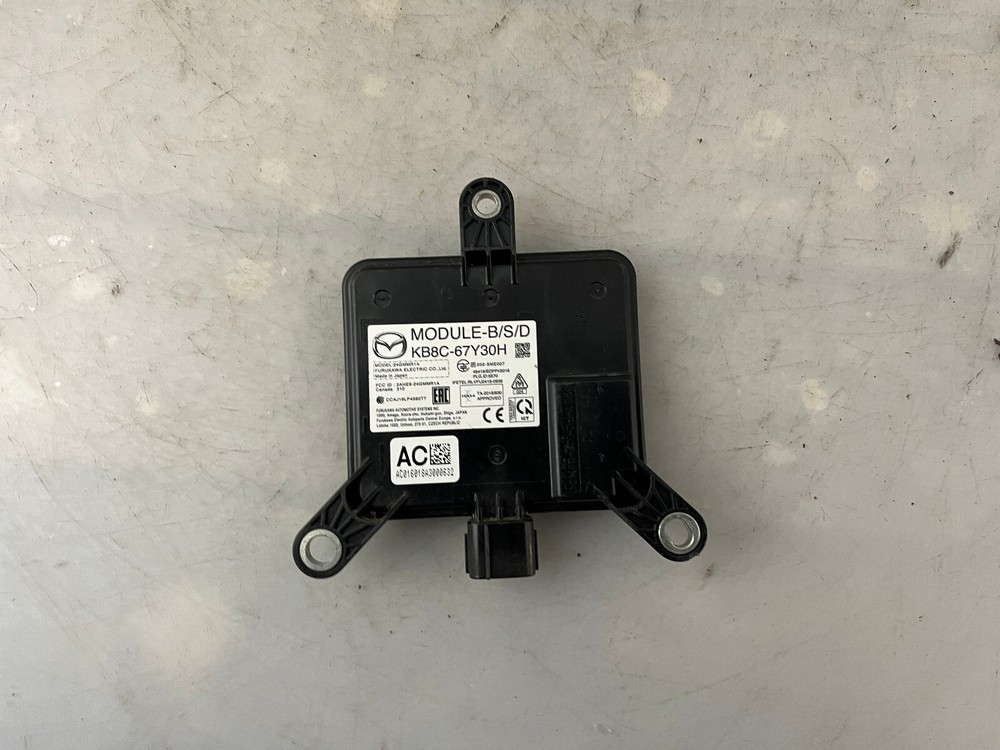 OEM | 2017-2019 Mazda CX-5 Rear Blind Spot Module
