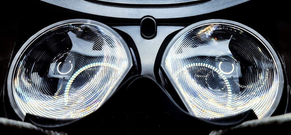 HTC VIVE Cosmos Elite VR Headset