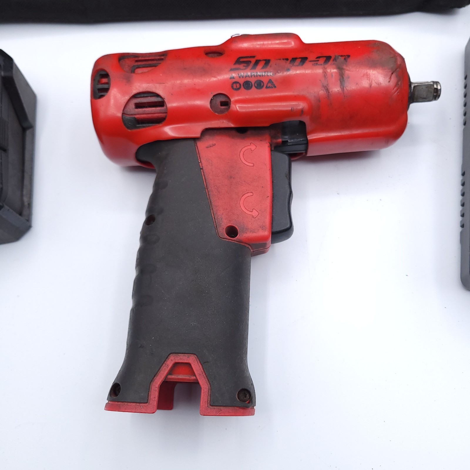 Snap-on Tools 3/8 Drive 14.4v Cordless Impact CT761A 2x Batteries & Charger