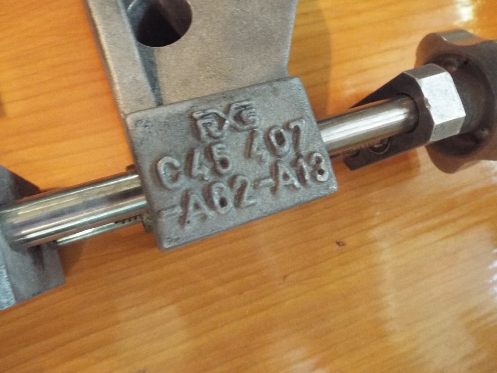 Rxs cable sheath cutter for longitudinal cutting