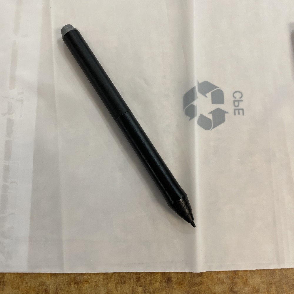 Electronic drawing board - Battery-free Pen Tablet - iOS and Android Compatible