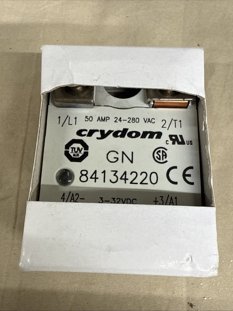 Crydom solid state relay GN 84134220 50 Amp 25-280 VAC