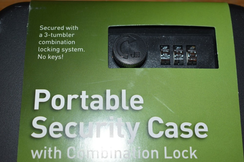  Gun Case Stack-On PC-95C-4-D Portable Black Combination Lock Security Case