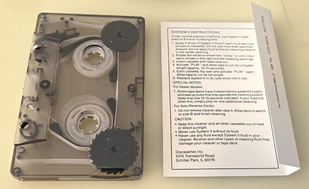 CD CLEANER CD-320 & TAPE DECK CLEANER SET- CLEAN CONDITION SLIGHTLY USE