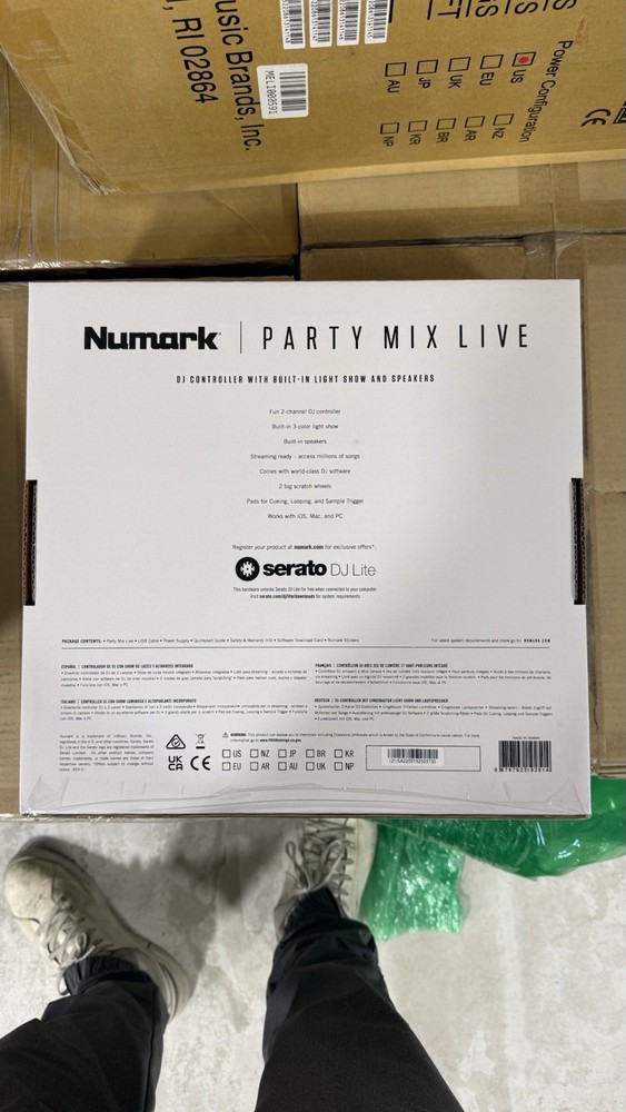 Numark Party Mix Live Double Deck Controller Built-in Speakers Mixer iOS Mac PC