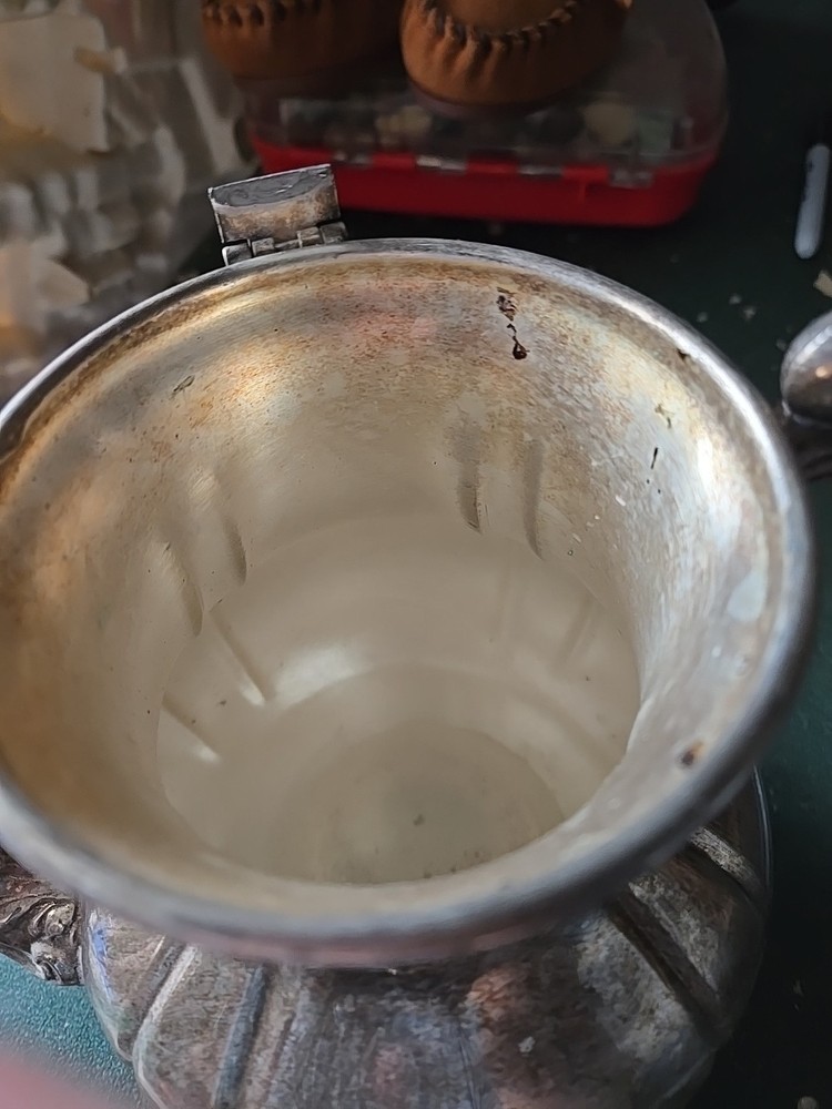 Vintage Sheridan Silver Plated Coffee Tea Pot