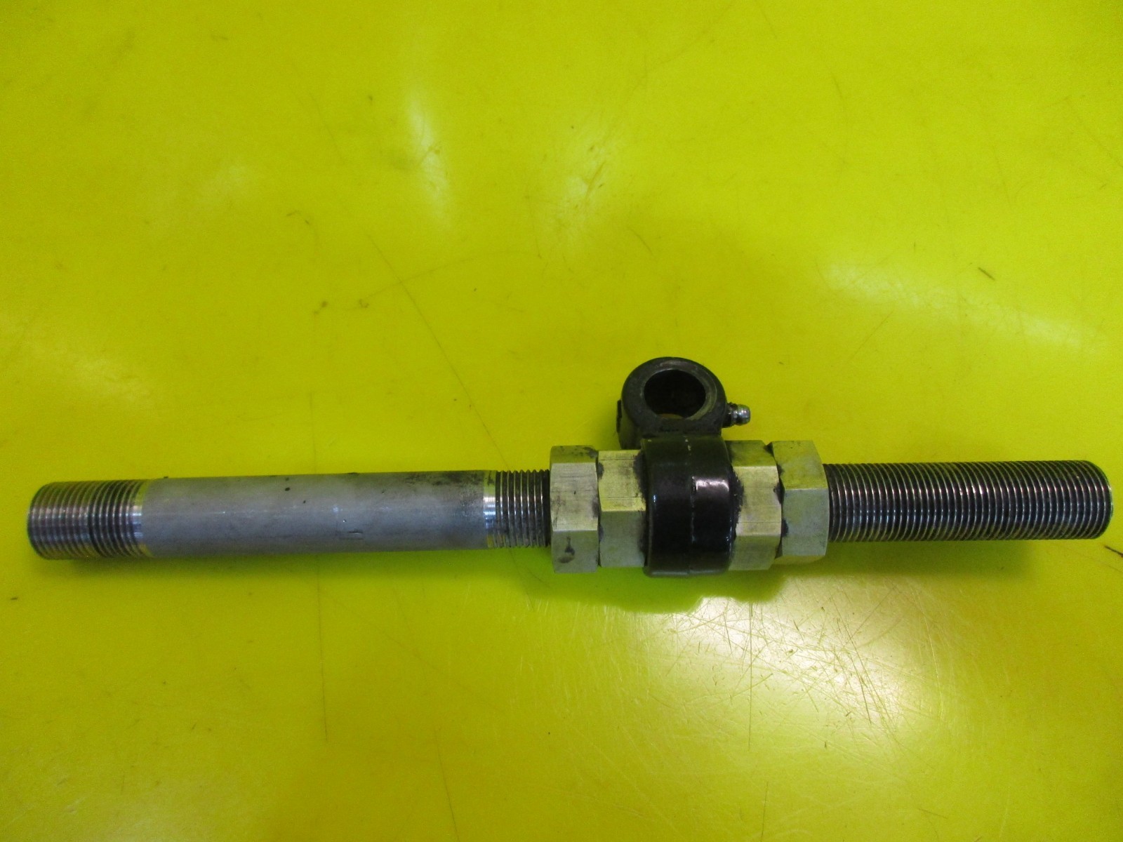 FORCE L DRIVE 90/120 STEERING TUBE, CABLE GUIDE, & NUTS BAYLINER CAPRI ARRIVA