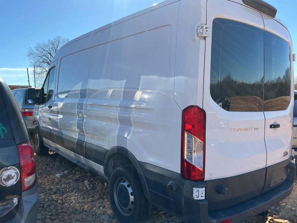 TRANSIT25 2018 Glove Box 4911073