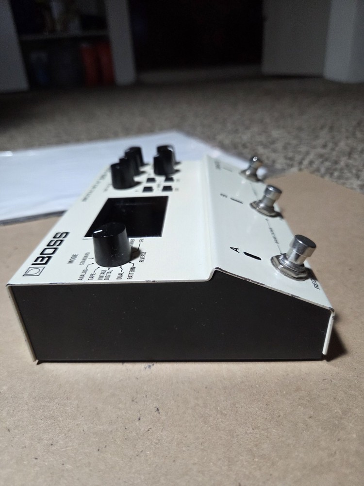 Boss DD-500 Delay Guitar Effect Pedal