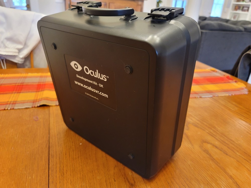 2013 Oculus Rift VR Development Kit Virtual Reality Headset DK1 w/ Case