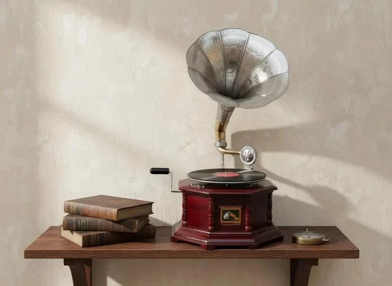 Antique Gramophone, Fully Functional Working Phonograph, win-up record player